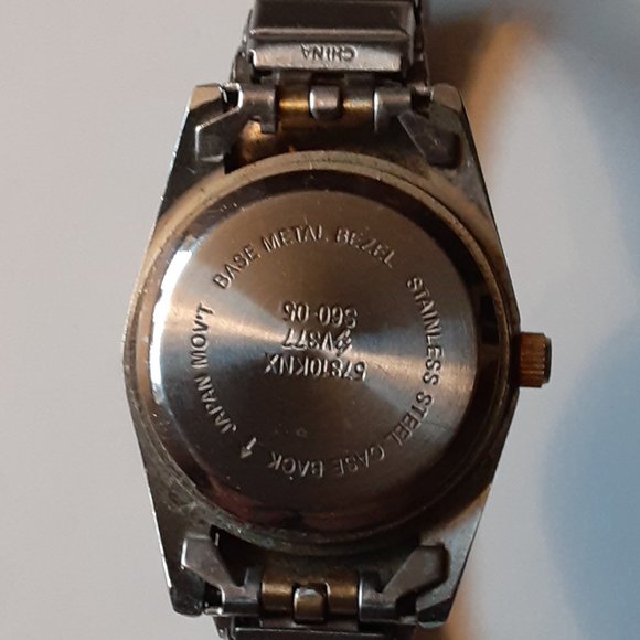 LADIES WRISTWATCH/GENERIC - Picture 3 of 7